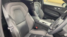 Volvo Xc60 2.0 B5P R DESIGN 5dr AWD Geartronic Petrol Estate